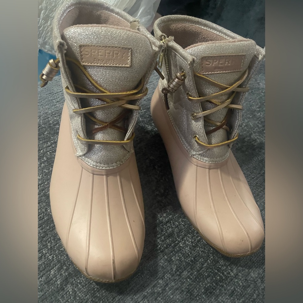 Sperry Women's Light Pink Winter Boots